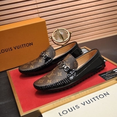 Louis Vuitton Low Shoes